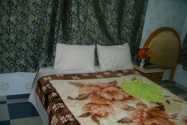 Isis Hotel 2